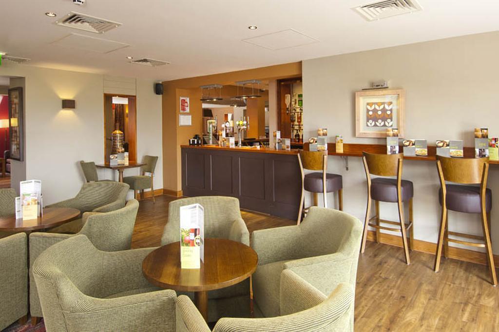 Premier Inn Manchester Bury Bury  Exterior photo